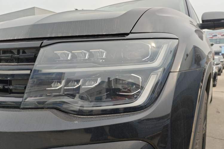 Used Volkswagen Teramont X 2024 380TSI Four-Wheel Drive Longxiang Edition Left Front Headlight