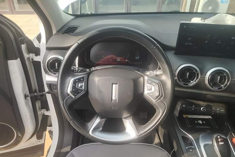 Used Wey VV6 2020 2.0T Two-Wheel Drive Smart Protection+

