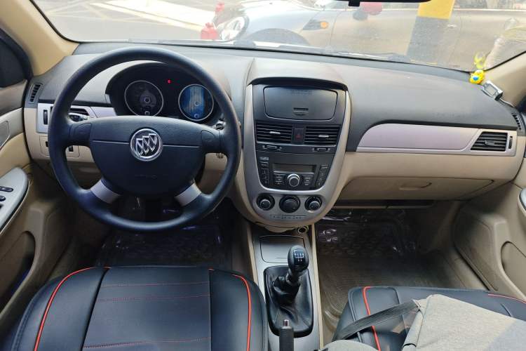 Used Buick Excelle 2013 1.5L Manual Classic Model