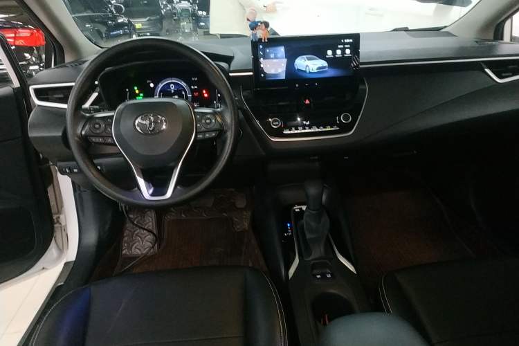 Used Toyota Corolla 2024 1.8L Smart Electric Hybrid Dual-Engine Pioneer Edition