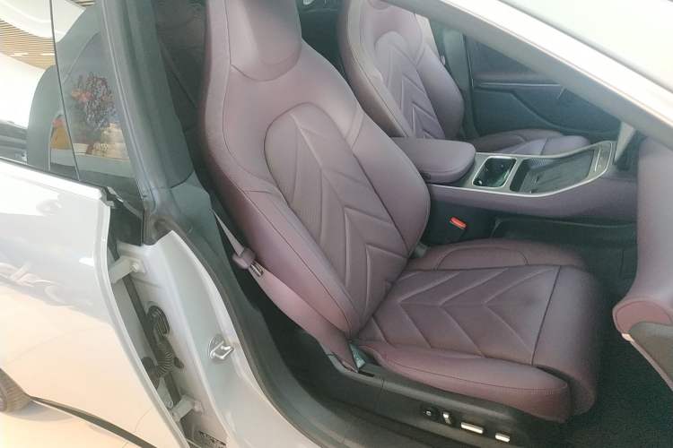 Used Nio ET5T 2025 75 kWh Touring