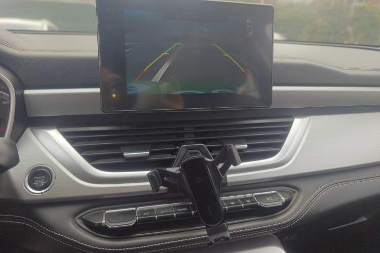 Used Geely Auto Vision X6 2020 1.4T Manual Luxury Model
