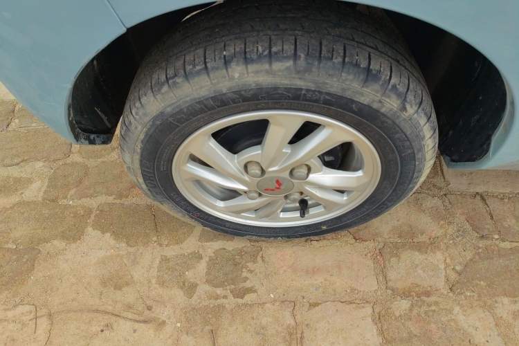 Used Wuling Hongguang MINIEV 2020 Enjoyment Model Lithium Iron Phosphate Right Rear Wheel Hub