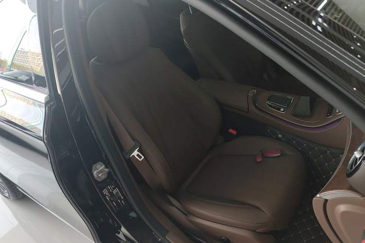 Used Mercedes-Benz E-Class 2023 Updated E 300 L Luxury Edition
