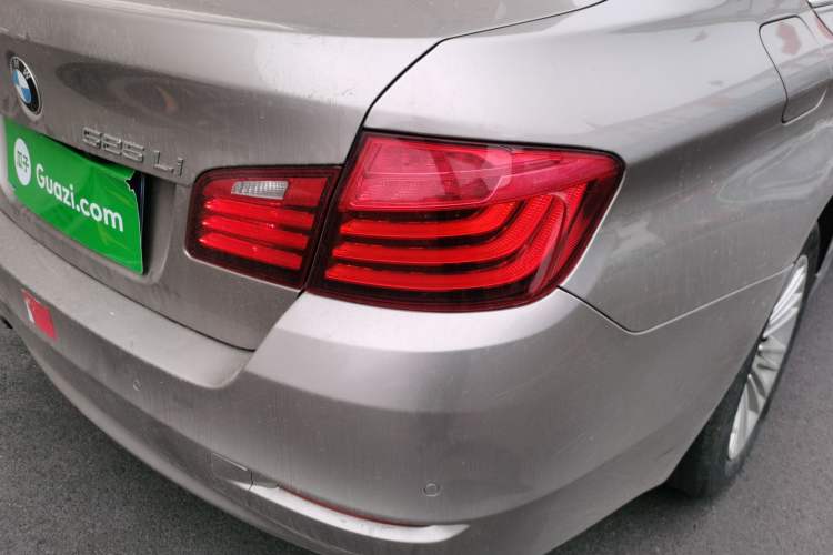 Used BMW 5 Series 2014 525Li Leading Model
