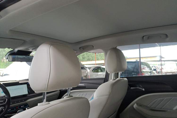 Used Roewe Longmao 2022 1.5L Dynamic Cat Edition
