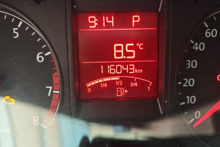 Used Volkswagen Jetta 2015 1.6L Automatic Fashion Model
