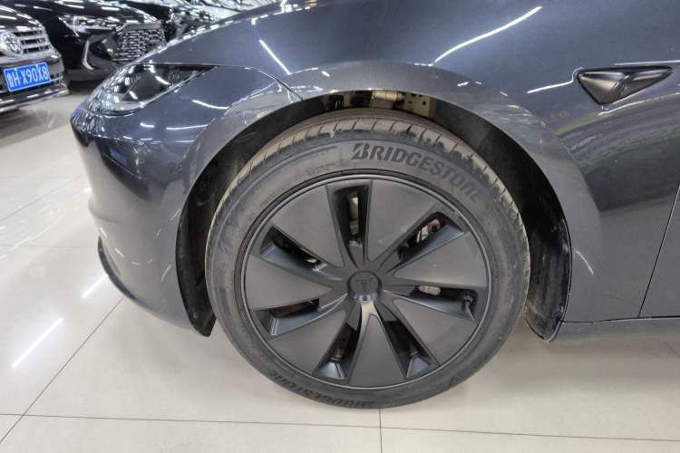 Used Tesla Model 3 2025 Rear-Wheel-Drive Version