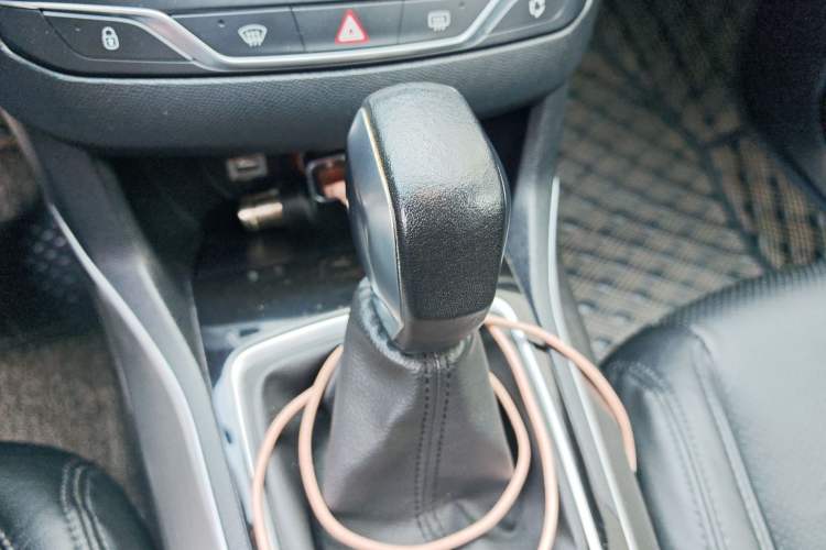 Used Peugeot 408 2015 1.2T Automatic Luxury Edition