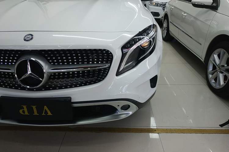 Used Mercedes-Benz GLA 2015 GLA 200 Fashion Model
