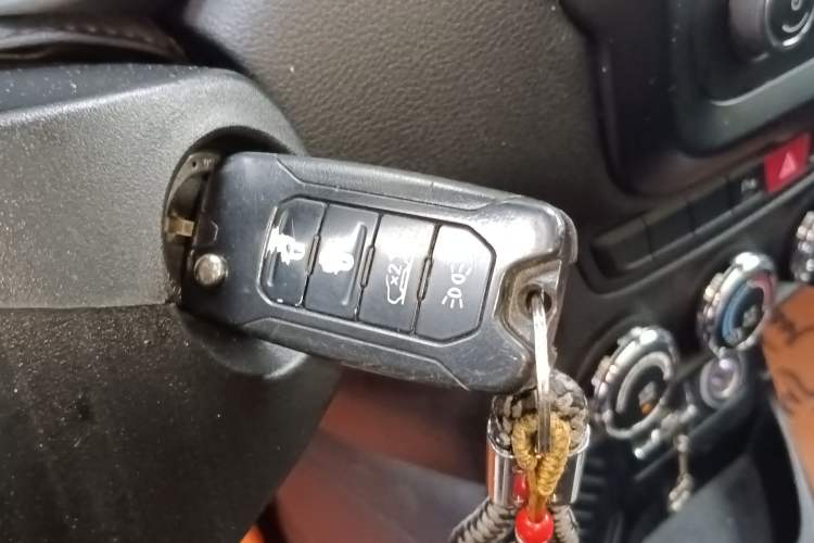 Used Jeep Renegade 2017 180T Automatic High-Energy Version Vehicle Key