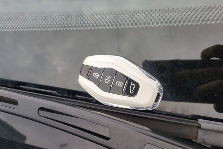 Used JETOUR X70 PLUS 2023 1.6T DCT Stronger PRO 5-Seater