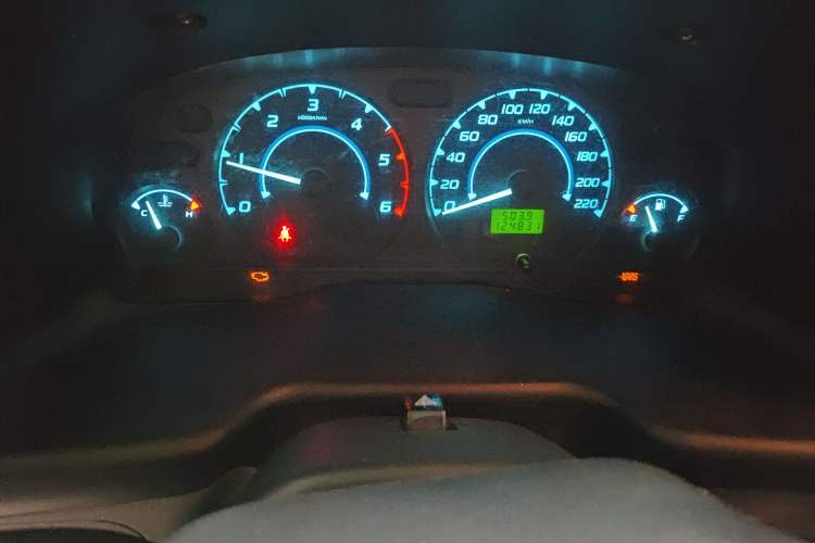 Used JMC Transit 2017 2.8T Commercial Version Short Wheelbase Low-Roof 6/7/8-Seater JX493 Odometer Close Up