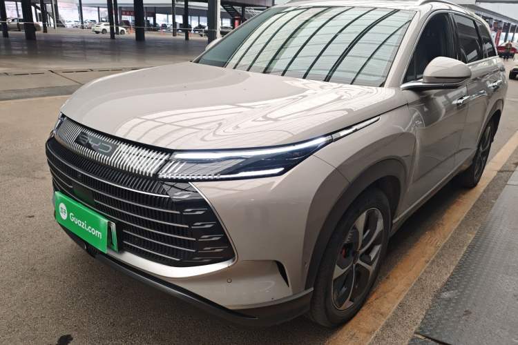 Used BYD Frigate 07 2023 DM-p 175 km Four-Wheel Drive Navigation Model