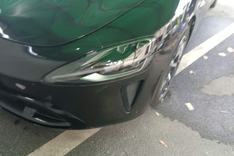 Used Xiaomi Auto SU7 2024 Rear-Drive Long-Range Intelligent Driving Version
