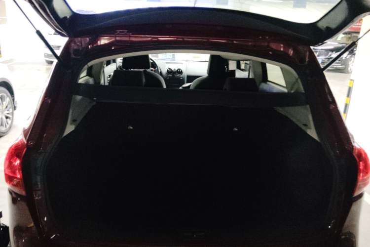 Used Nissan Qashqai 2015 2.0 XL Coolfire CVT 2WD