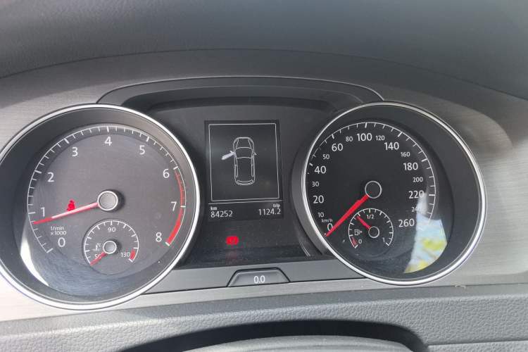 Used Volkswagen Golf 2015 1.6L Automatic Comfort Model