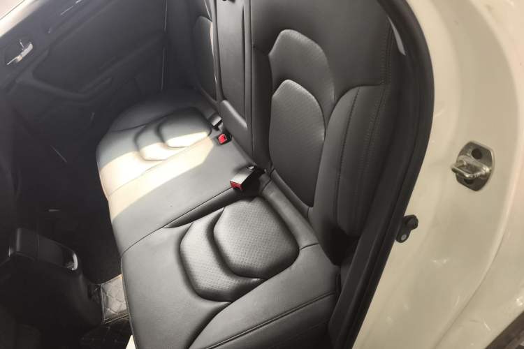 Used JAC Group Refine S3 2017 1.6L CVT Luxury Smart Model