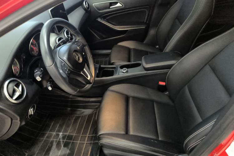 Used Mercedes-Benz GLA 2016 GLA 220 4MATIC Fashion Edition
