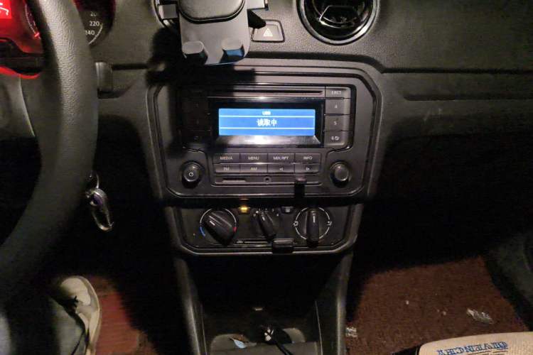 Used Volkswagen Jetta 2017 1.5L Manual Fashion Edition