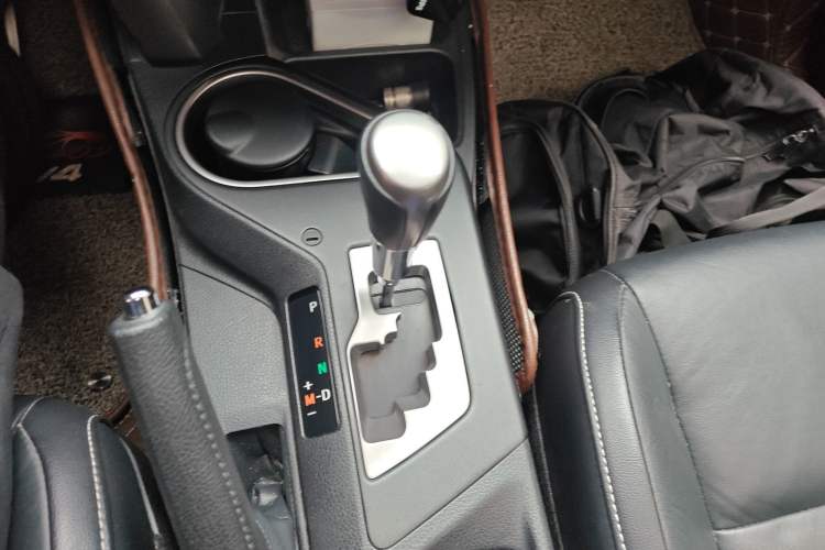 Used Toyota RAV4 2016 2.0L CVT Two-Wheel Drive Smart Edition China V Standard
