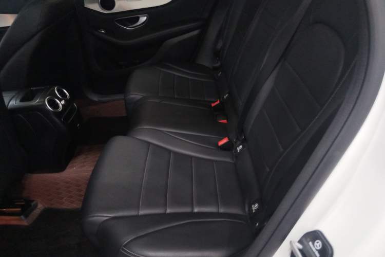 Used Mercedes-Benz GLC 2020 GLC 260 L 4MATIC Dynamic Model
