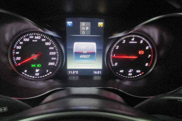 Used Mercedes-Benz C-Class 2017 Facelift C 200 Coupe