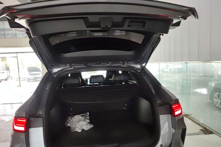 Used BYD Song PLUS New Energy 2023 Champion Edition EV 520KM Luxury Model Trunk