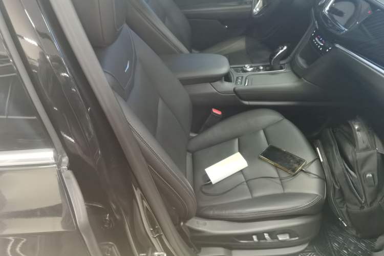 Used Cadillac XT6 2022 2.0T Six-Seater Four-Wheel Drive Luxury 120th Anniversary Limited Edition