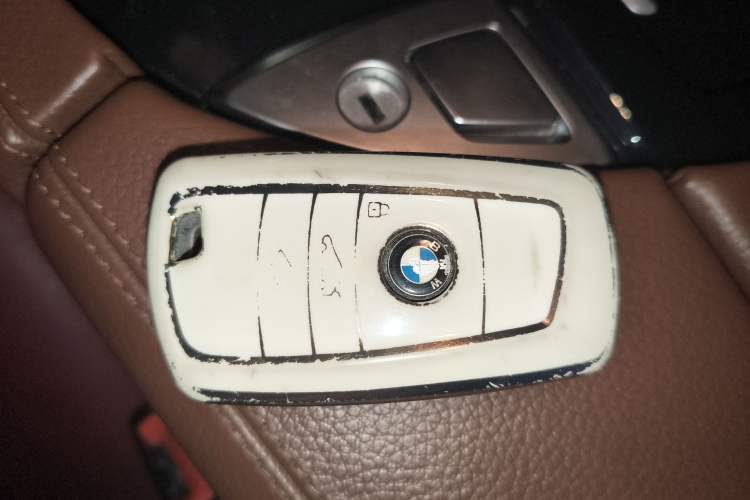 Used BMW 5 Series 2014 520Li Elegant Model