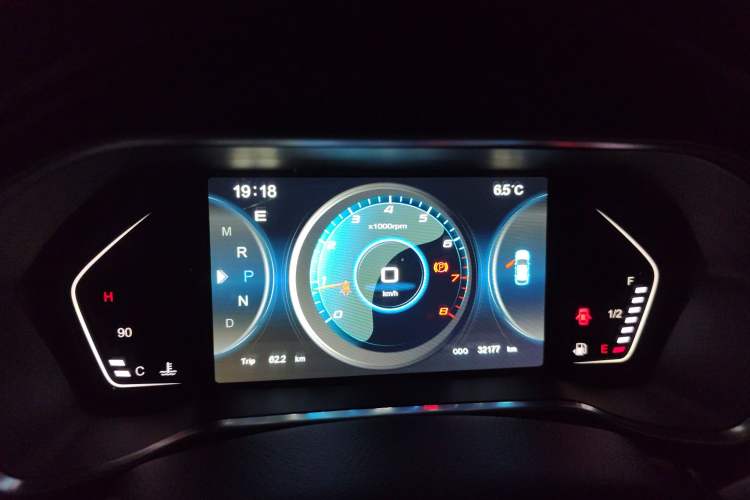 Used Zotye SR9 2017 2.0T Automatic Ultimate Dream Edition