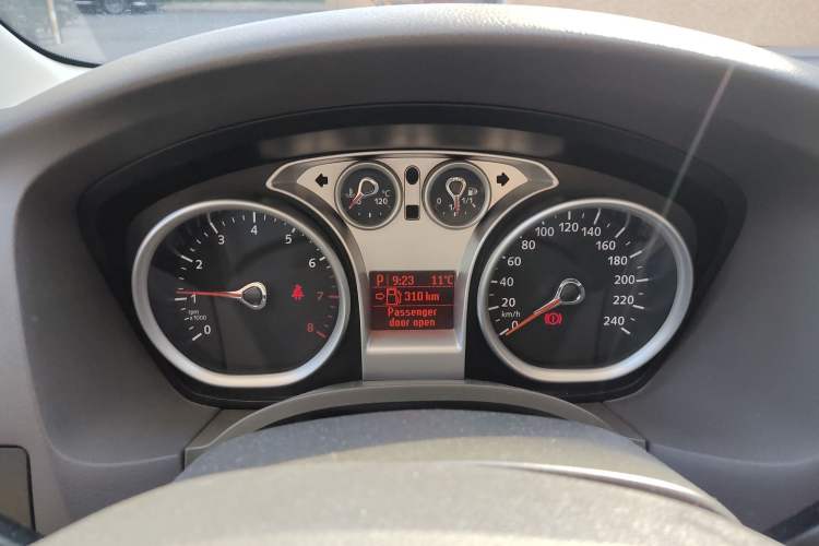 Used Ford Focus 2009 Hatchback 1.8L Automatic Fashion Edition

