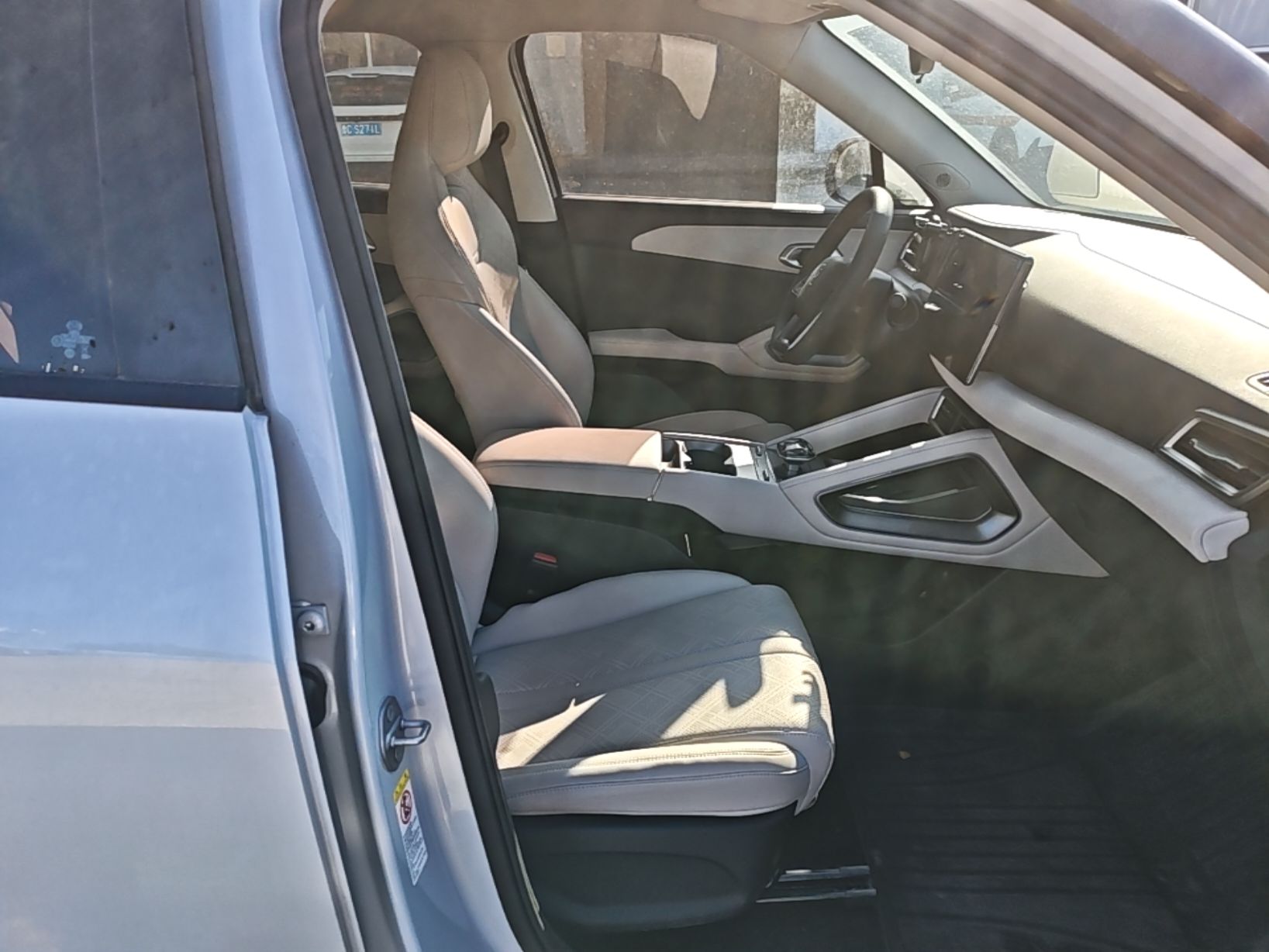 BYD Yuan UP 2024 401KM Leading Edition — снимка 19
