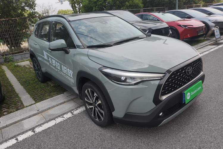 Used Toyota Corolla Cross 2022 2.0L Flagship Edition Front Right 45 Deg