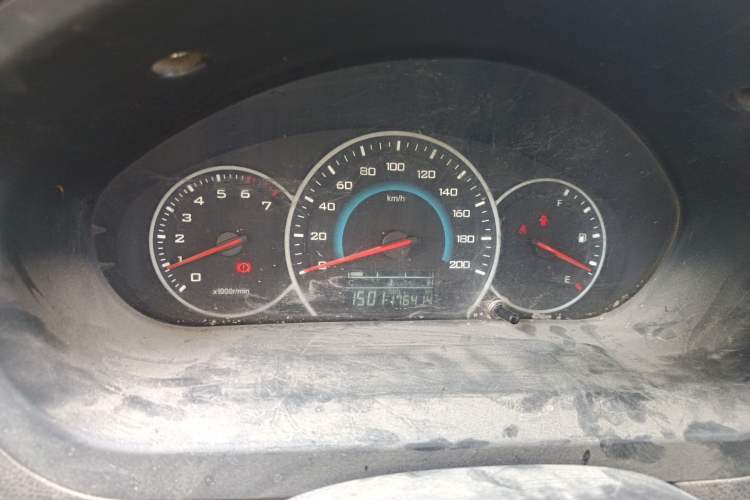 Used Wuling Rongguang V 2016 1.5L Standard Version
