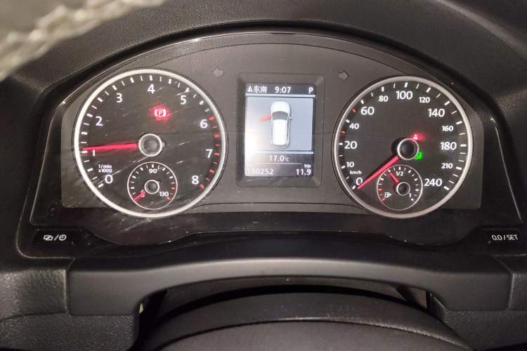 Used Volkswagen Tiguan L 2013 1.8TSI Automatic Two-Wheel Drive Luxury Model