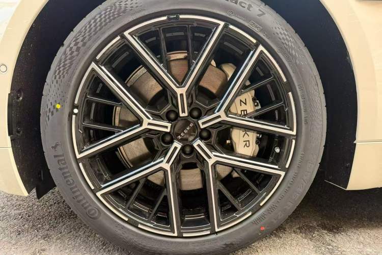 Used Zeekr 001 2026 Model 103° Rear-Drive Max Version
