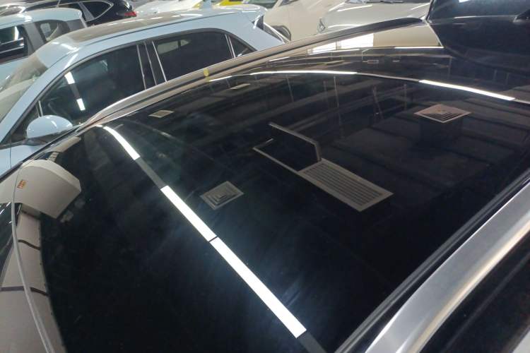 Used Volkswagen ID.4 CROZZ 2021 Long-Range Lite PRO Two-Wheel Drive Version
