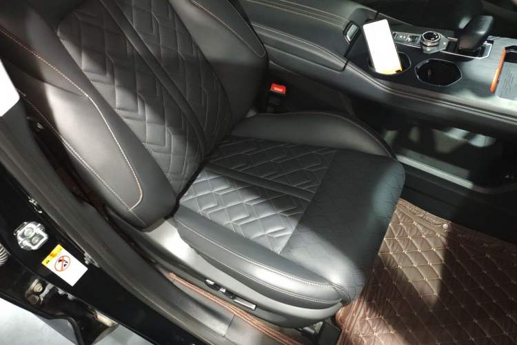 Used Changan UNI-K 2021 2.0T Prestige Edition
