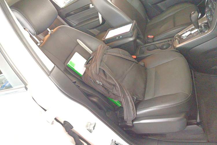 Used Chevrolet Captiva 2015 2.4L Two-Wheel Drive Urban Version 7 Seats
