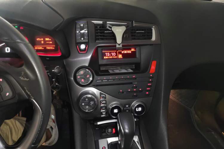 Used DS 5 2015 1.6T Elegant Edition THP160
