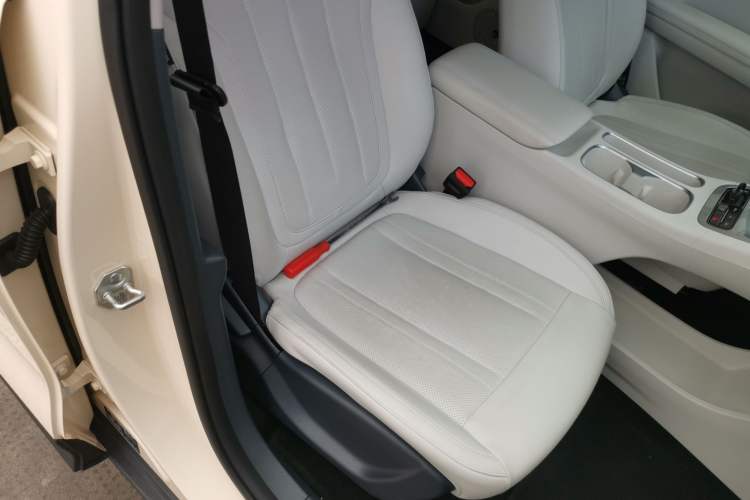 Used Geely Galaxy Geome 2025 310km Youth Edition Right Front Seat