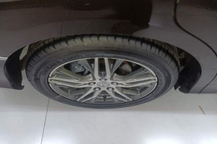 Used Honda Elysion 2019 2.0L Hybrid Supreme Edition
