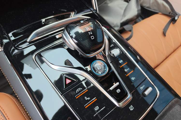 Used BYD Tang New Energy 2023 DM-i Champion Edition 112KM Prestige Model