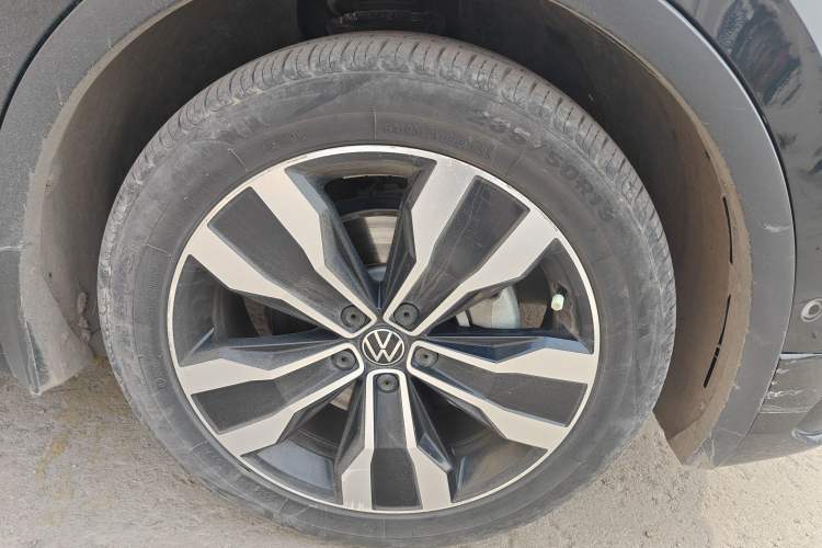 Used Volkswagen Tiguan L 2022 330TSI Automatic Two-Wheel Drive R-Line Enhanced Edition