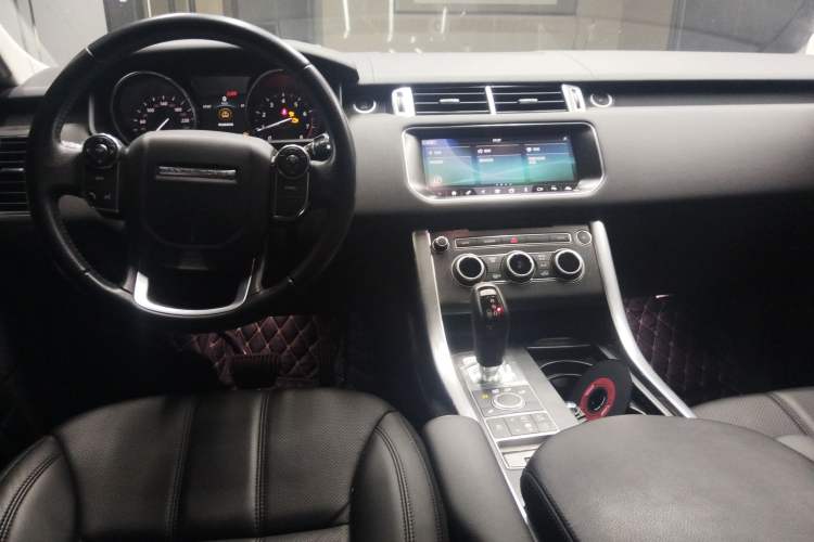 Used Land Rover Range Sport 2017 3.0 SC V6 SE
