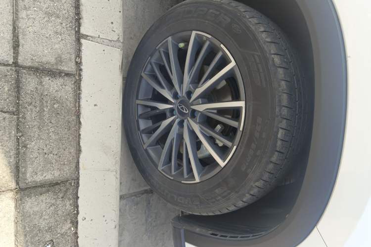 Used Chery Tiggo 8 PRO 2024 Champion Edition 290T Two-Wheel Drive Shining Version 5 Seats