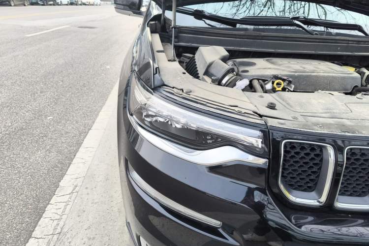 Used Jeep Grand Commander 2018 2.0T Four-Wheel Drive Premium Navigation Version China V
