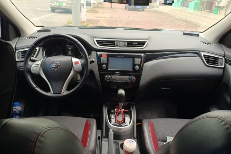 Used Nissan Qashqai 2017 2.0L CVT Smart Enjoyment Version China V Standard Center Console