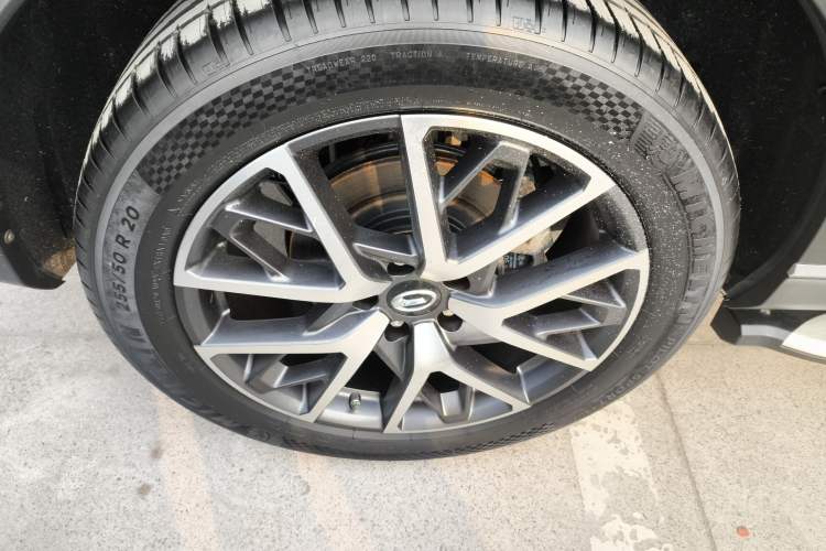 Used GAC Trumpchi GS8 2022 Linghang Series 2.0 TGDI Two-Wheel-Drive Luxury Smart Connectivity Version (7 Seats) Exterior 5